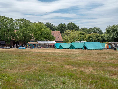 vzw zorgboerderij Rommeshoef Kampplaatsen